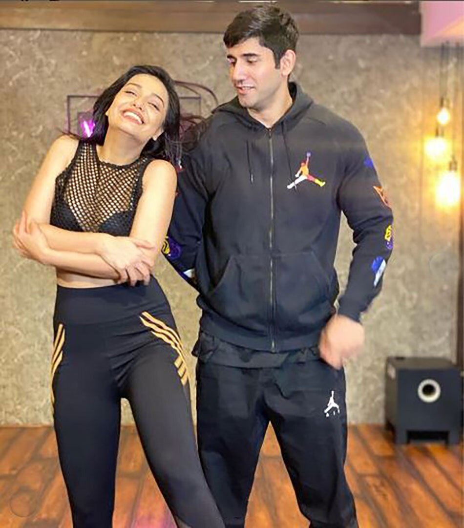 दिव्या अग्रवाल, वरुण सूद 