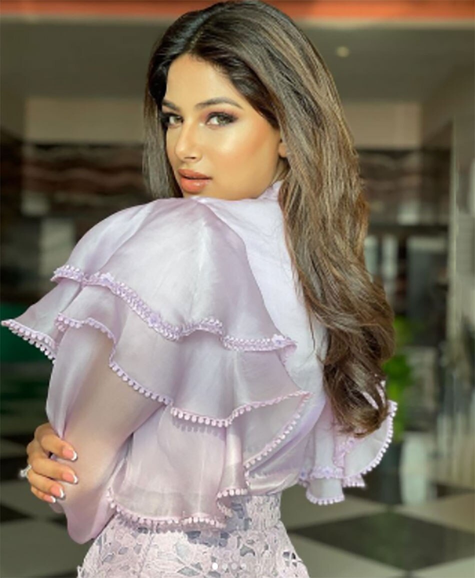 हरनाज संधू