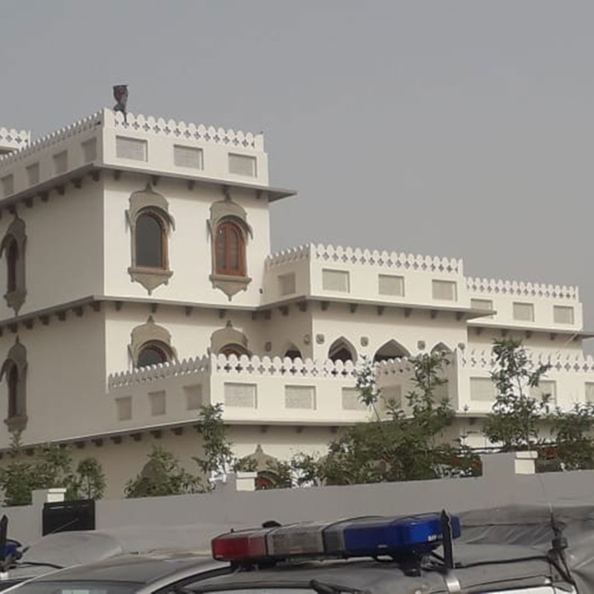  सिद्धू मूसेवाला के घर के बाहर की तस्वीर