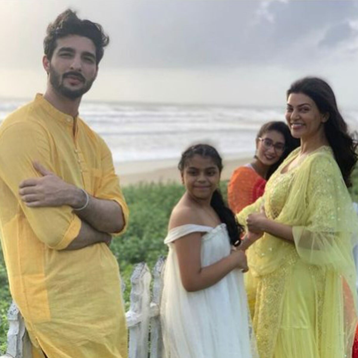 सुष्मिता सेन और रोहमन शॉल