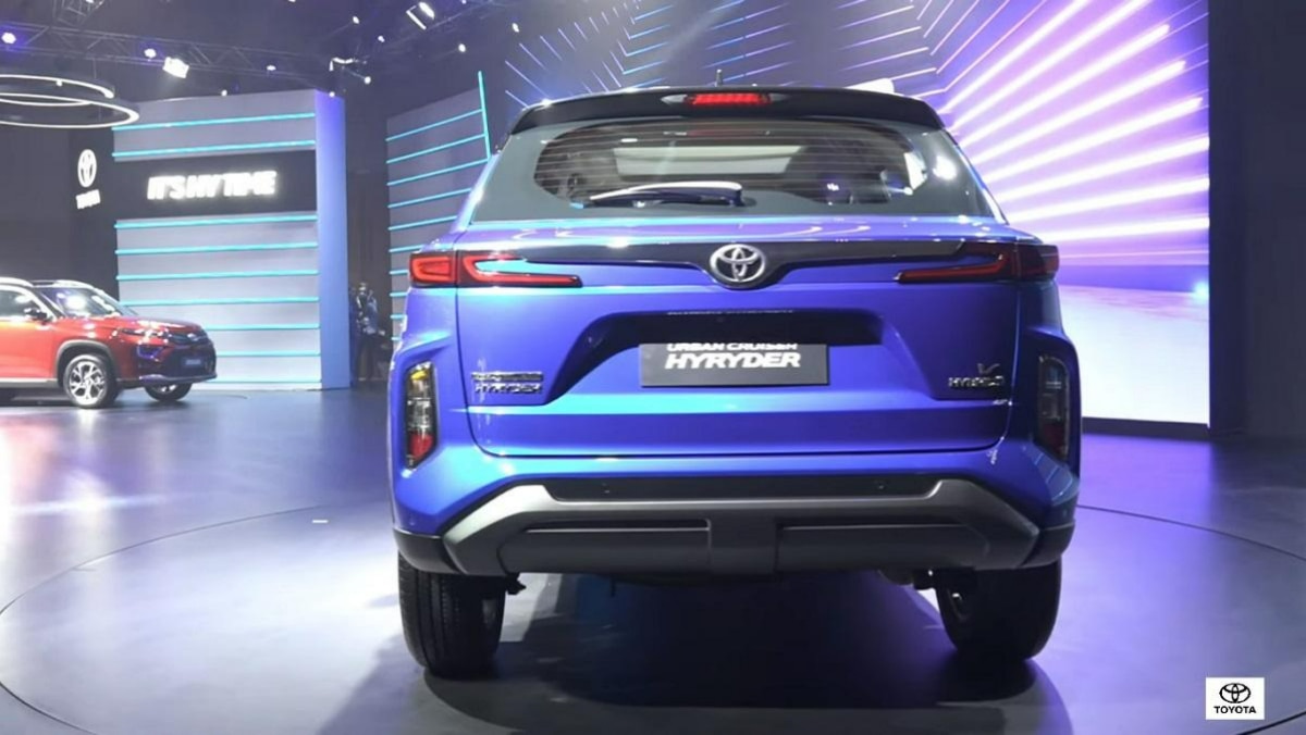 इंफोटेनमेंट फीचर्स