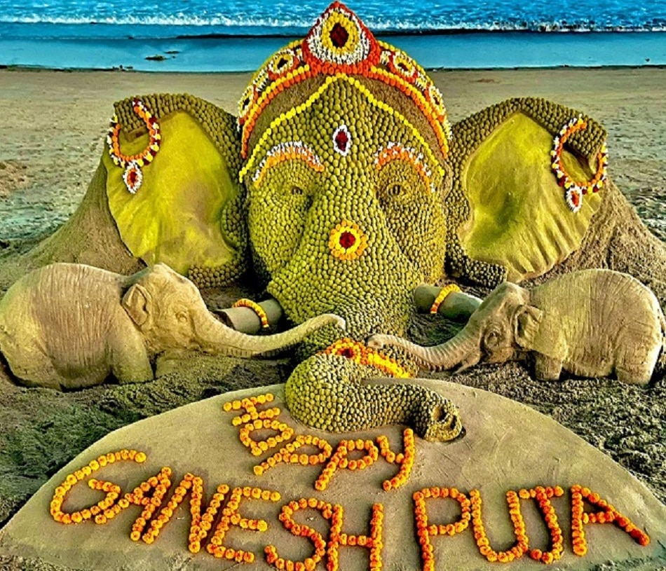 कलाकारों ने बनाई गणेश की अनोखी प्रतिमा