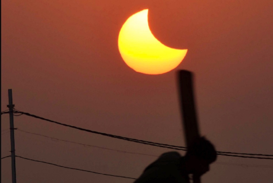 सूर्य ग्रहण