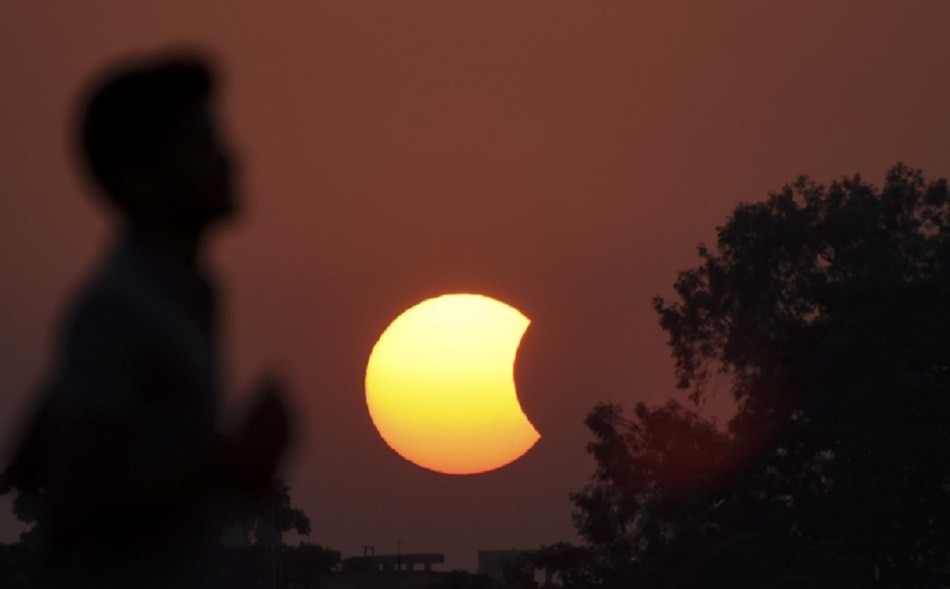 सूर्य ग्रहण