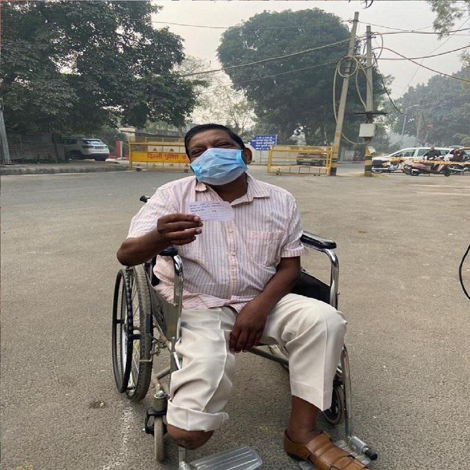 दिव्यांग मतदाता भी नहीं वोट देने में पीछे