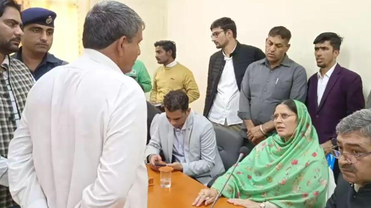 बहनजी क्या होता है, मैडम बोलो..., हरियाणा की मंत्री कमलेश ढांडा ने अफसर को लगाई फटकार