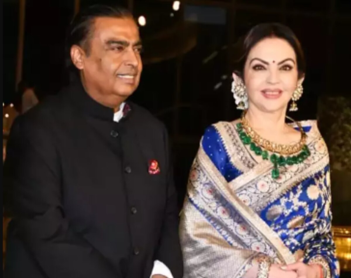 नीता अंबानी का इवेंट सितारों से जगमग