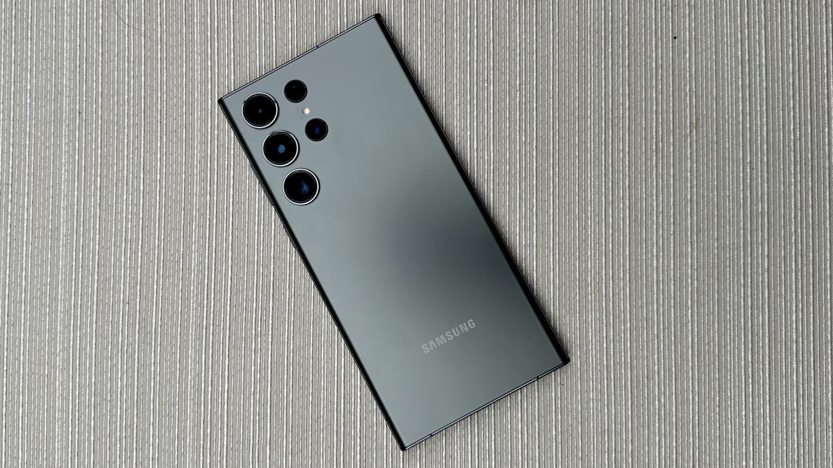 Galaxy S23 Ultra Review: सेग्मेंट का बेस्ट? नेक्स्ट लेवल कैमरा और ओवरऑल परफॉर्मेंस