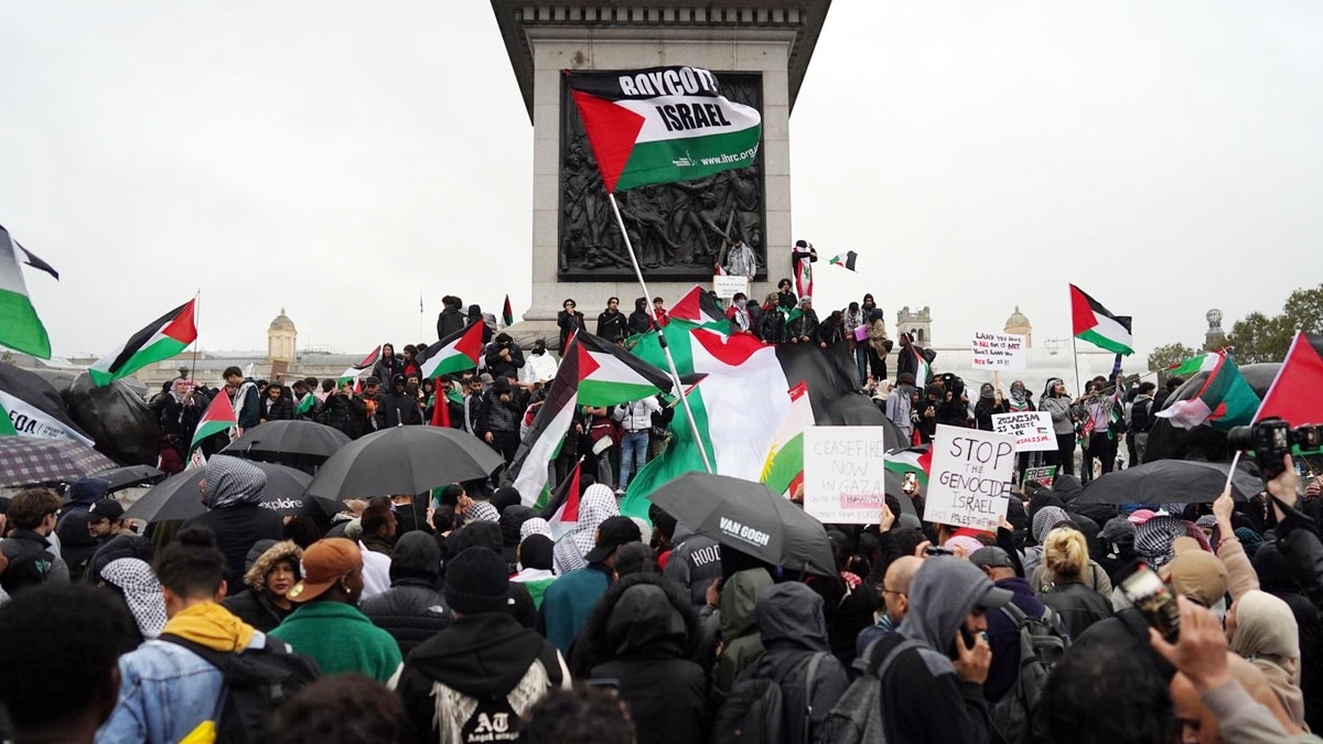 लंदन की सड़कों पर जिहाद-जिहाद के नारे Israel-Hamas युद्ध का स्याह पहलू है!