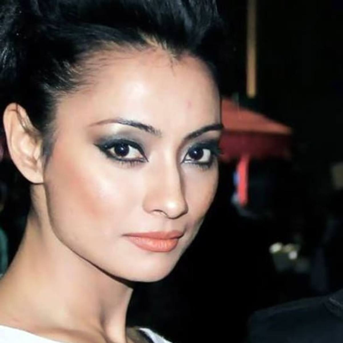 झरना बज्राचार्य