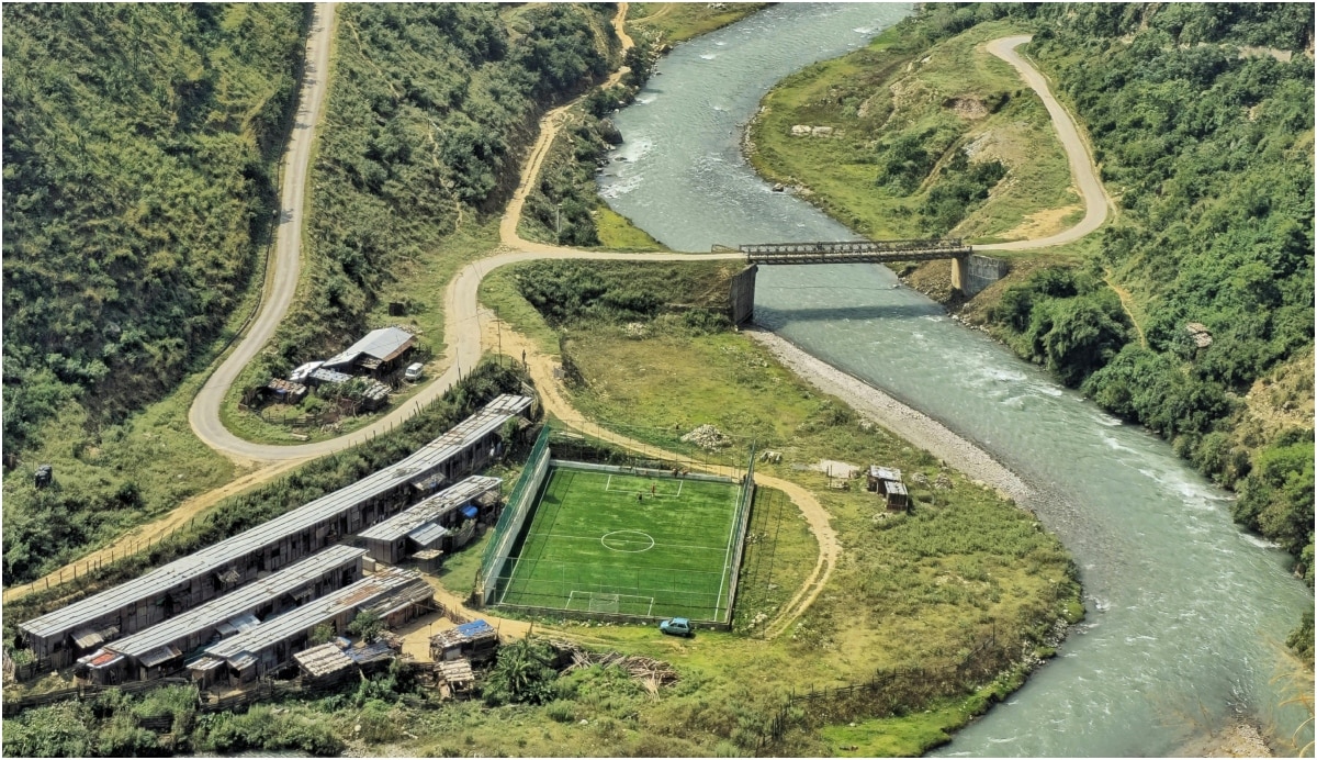 Bhutan carbon negative country