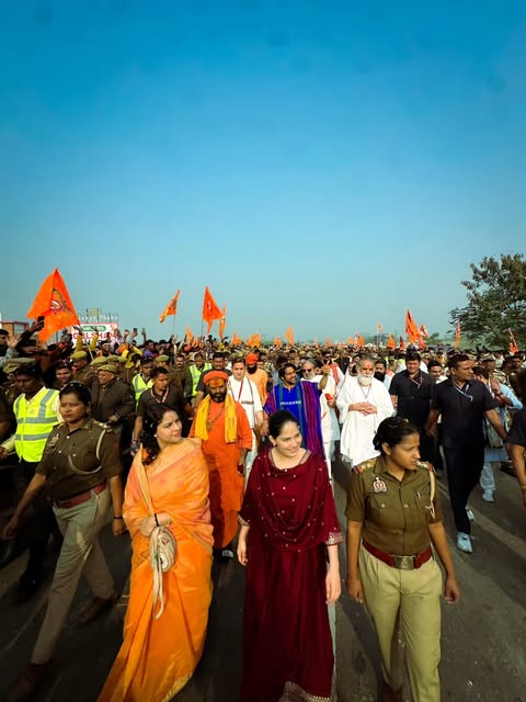 Jaya kishori amruta fadnavis meeting