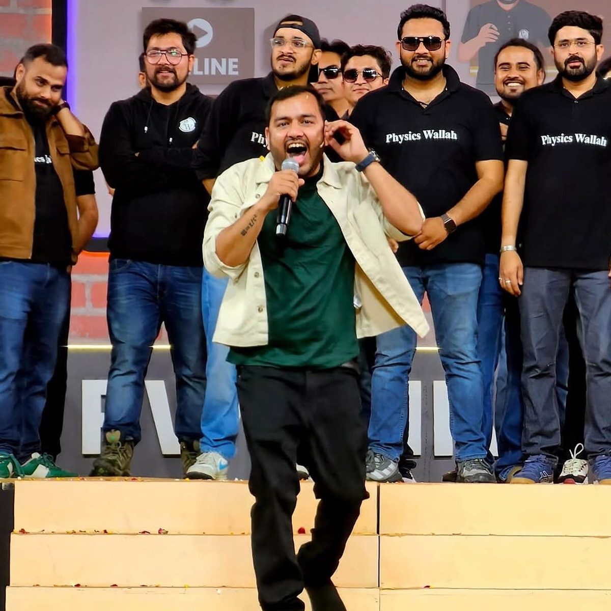 अलख पांडे