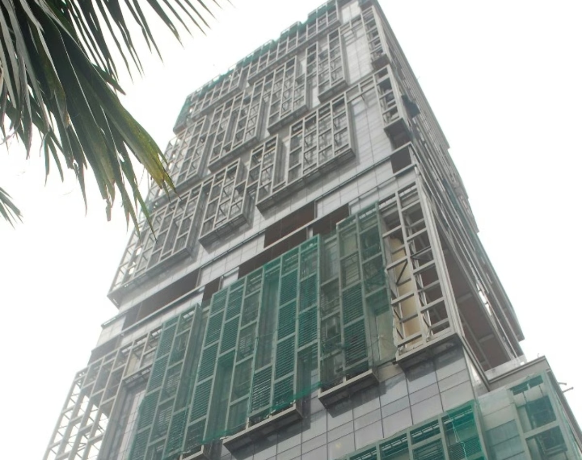 27 मंजिला महल है Antilia हाउस