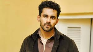 अभिषेक बजाज