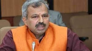 आदेश गुप्ता