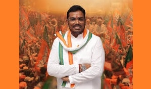 अक्षय कांति बम