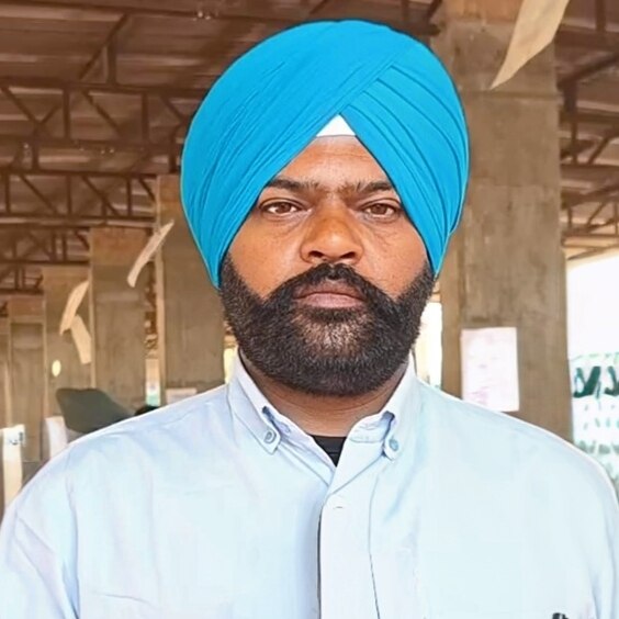 अशफ़ाक़ ढूडी