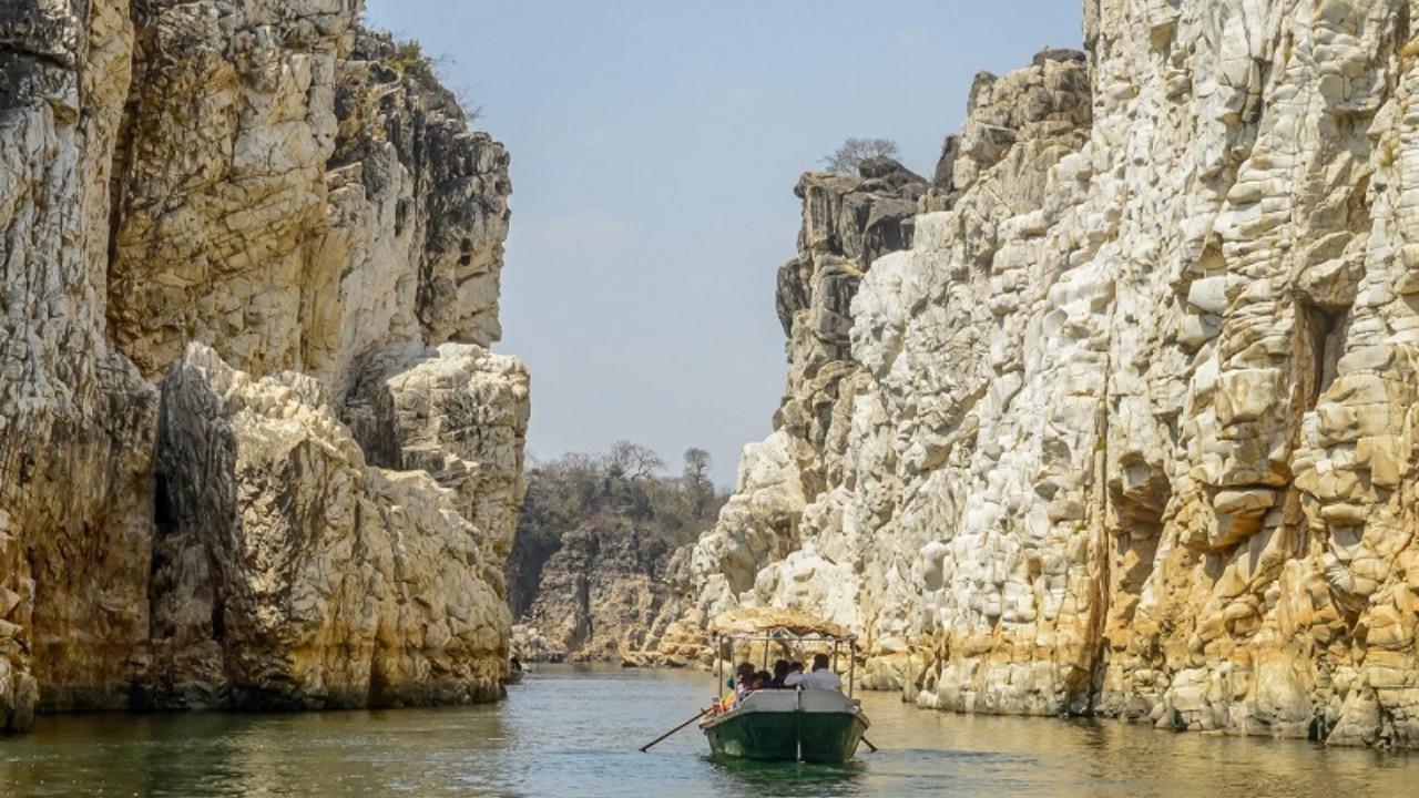 मार्बल रॉक्स और धुआंधार वॉटर फॉल