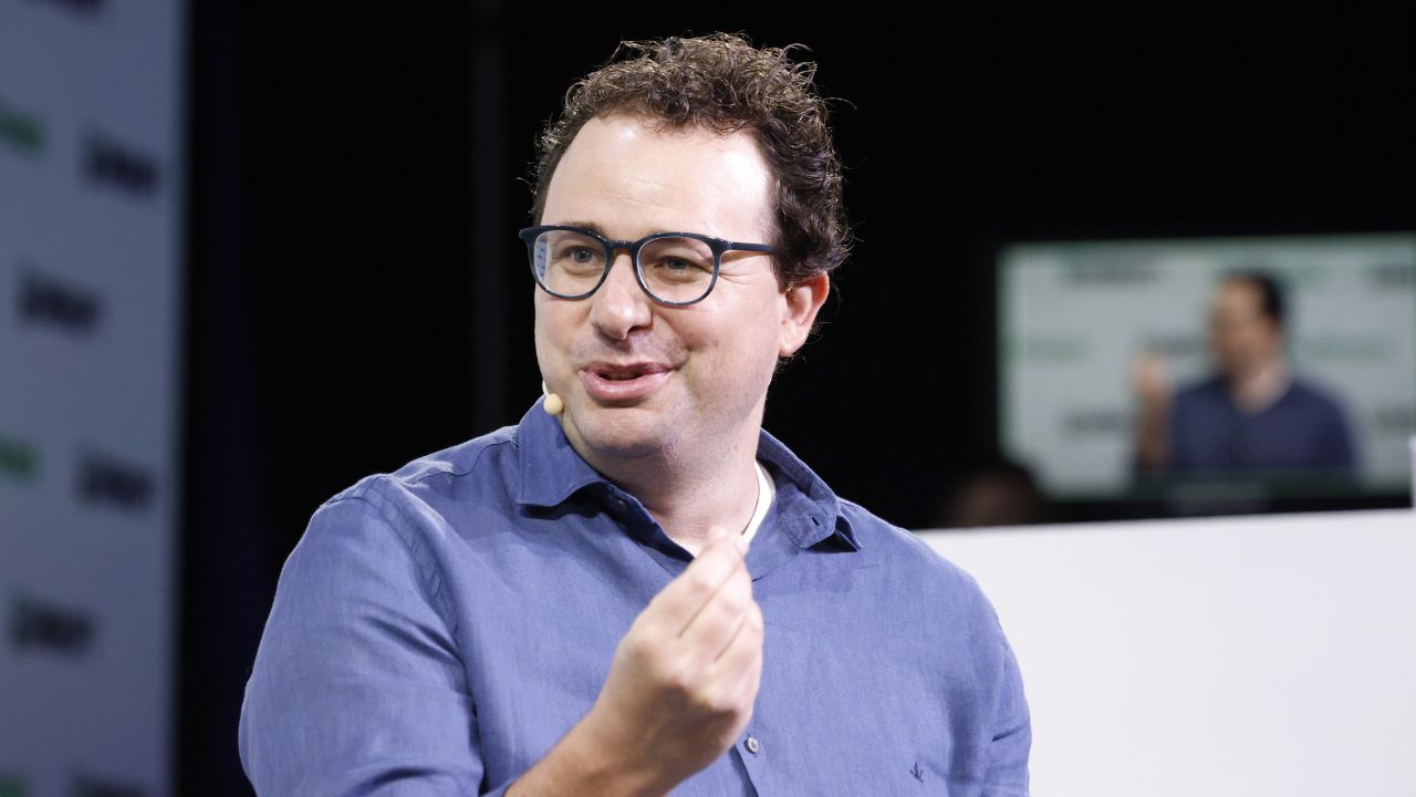 डारियो एमोडे