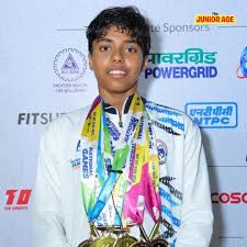 धिनिधि देसिंघु | स्विमर