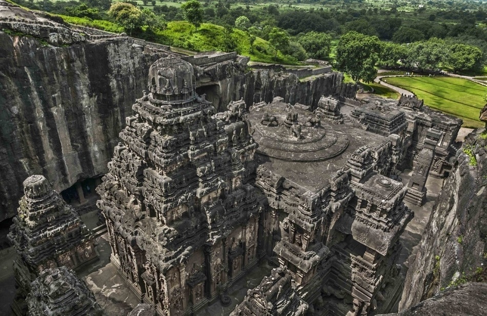 एलोरा की गुफाएं