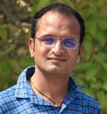 गिर्राज राजौरिया