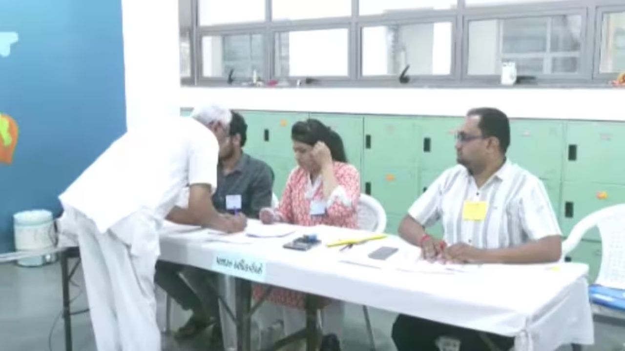 गुजरात निकाय चुनाव