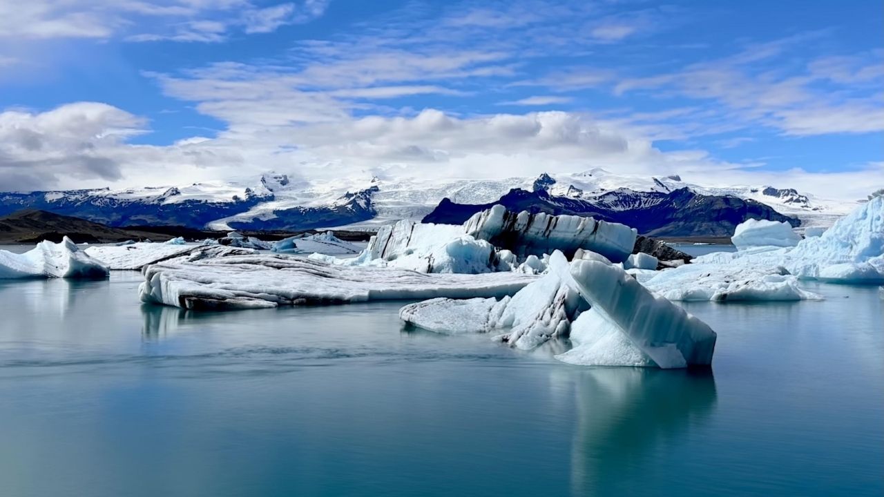 आइसलैंड