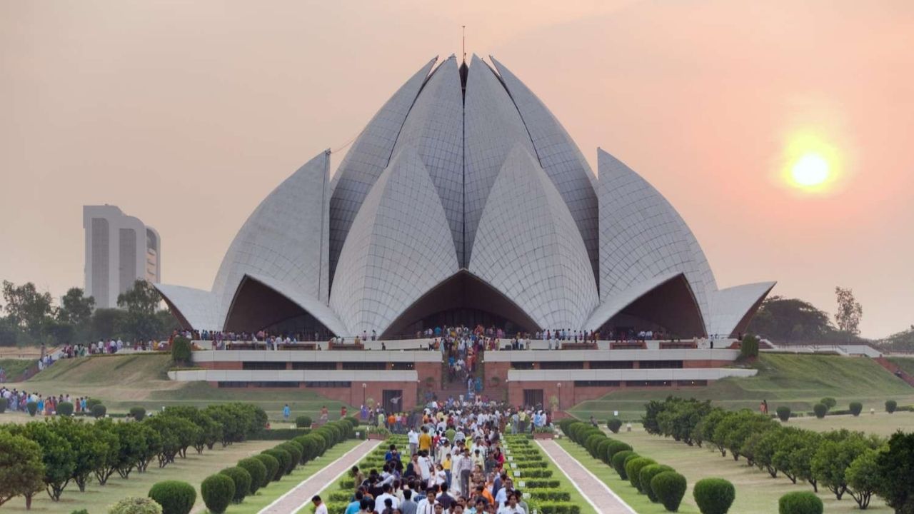 लोटस टेम्पल