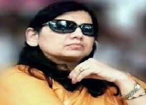 लवली आनंद