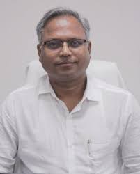 मनीष वर्मा | पूर्व IAS