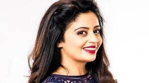 नेहा पेंडसे