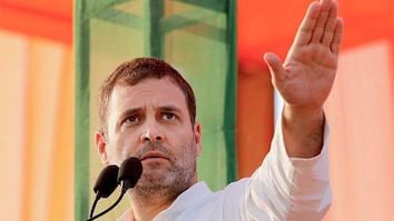PM, सीएम को हटाने वाले बिल पर राहुल गांधी का तंज: 'चेहरा पसंद नहीं आया? 4 Rahul Gandhi Latest News, Updates in Hindi | राहुल गांधी के समाचार और अपडेट - AajTak