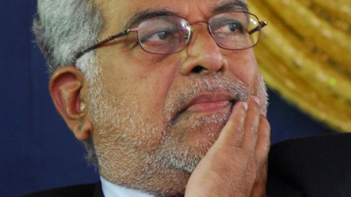 बी सुदर्शन रेड्डी