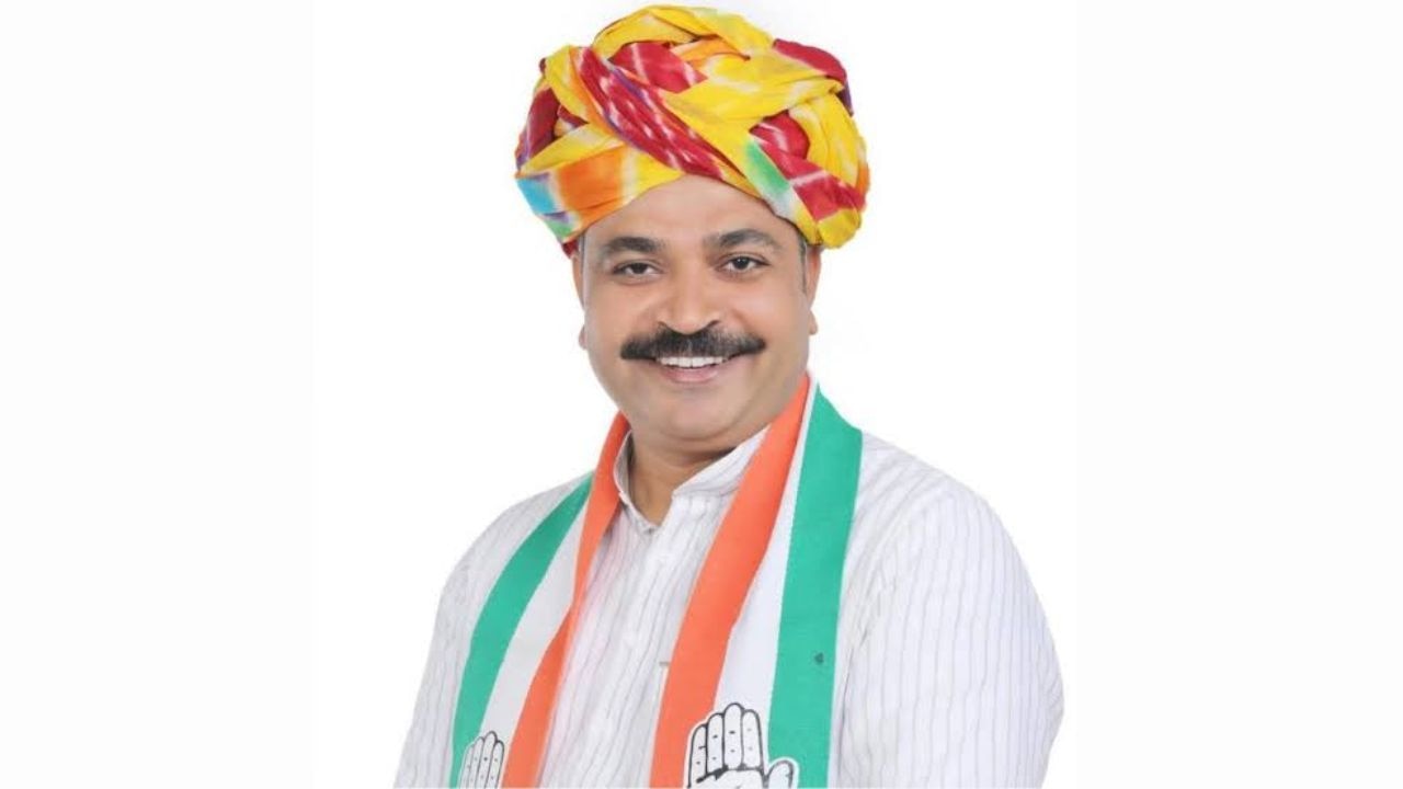 टीकाराम जूली