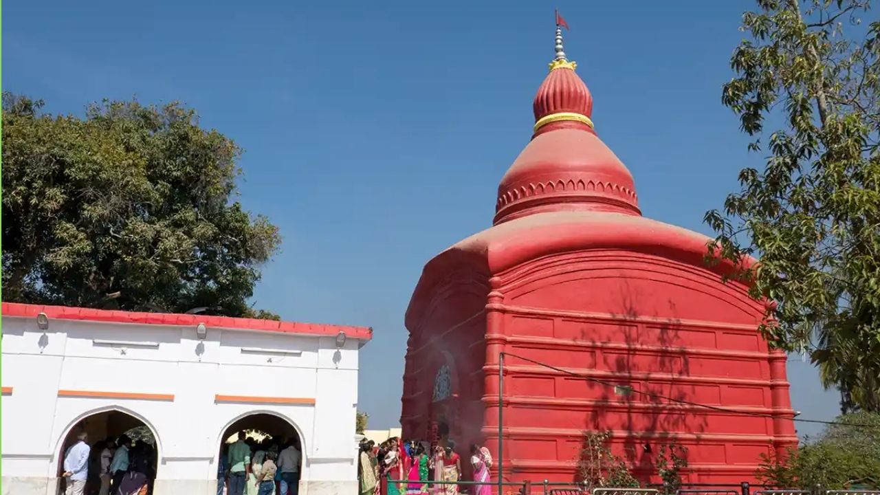 त्रिपुरा सुंदरी मंदिर