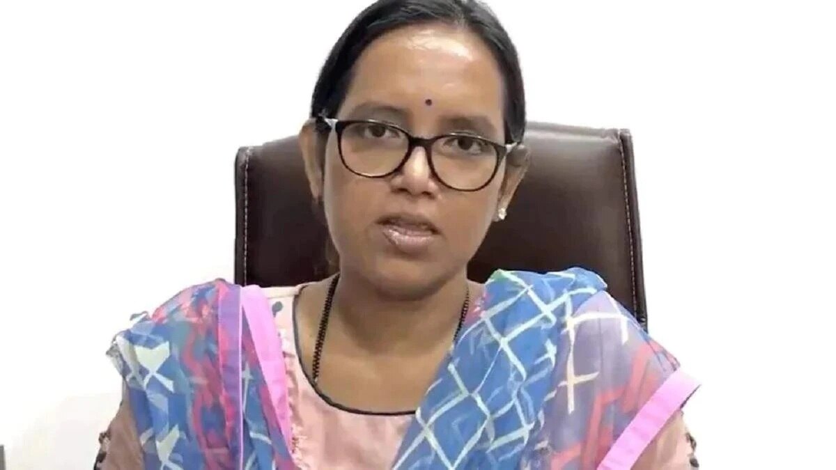 वर्षा गायकवाड़