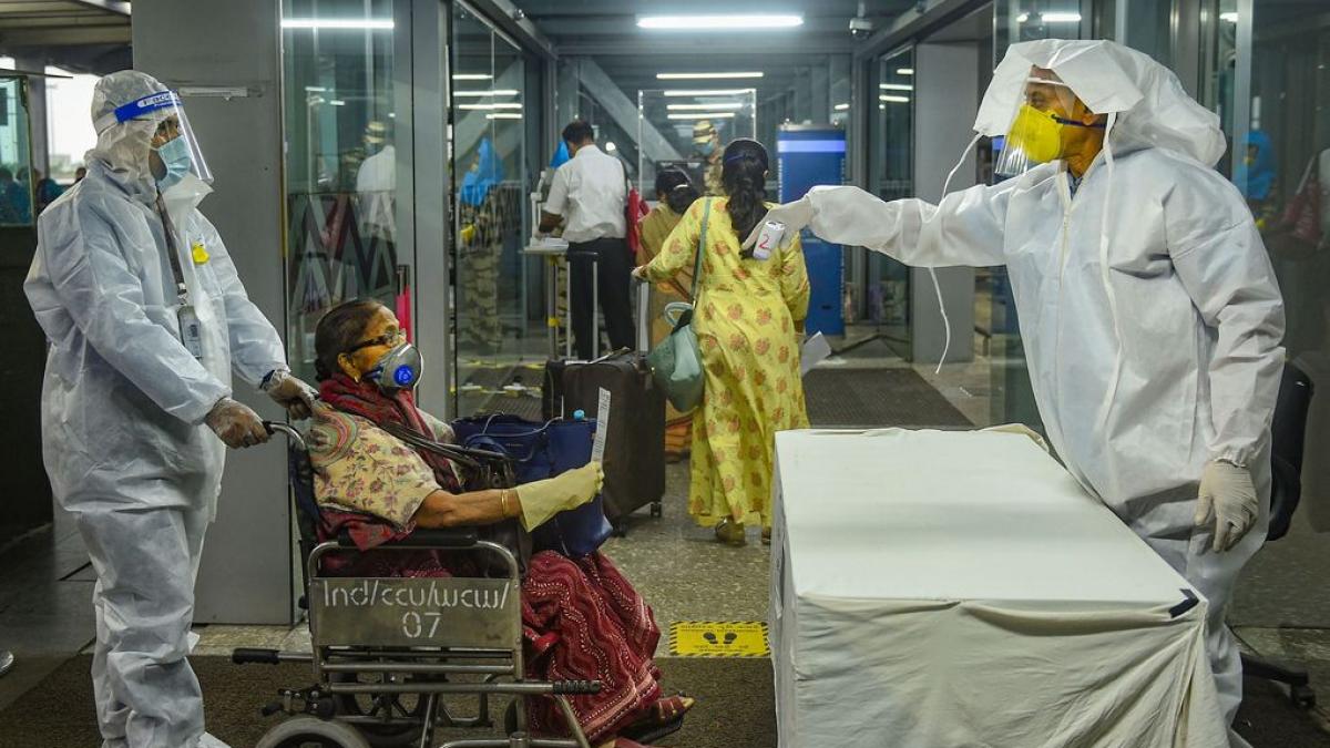 बढ़ रहा कोरोना संक्रमण