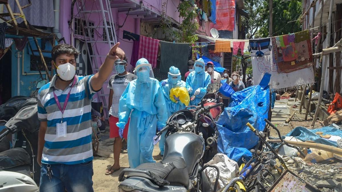 देश में कोरोना का कहर जारी है (फाइल फोटो)