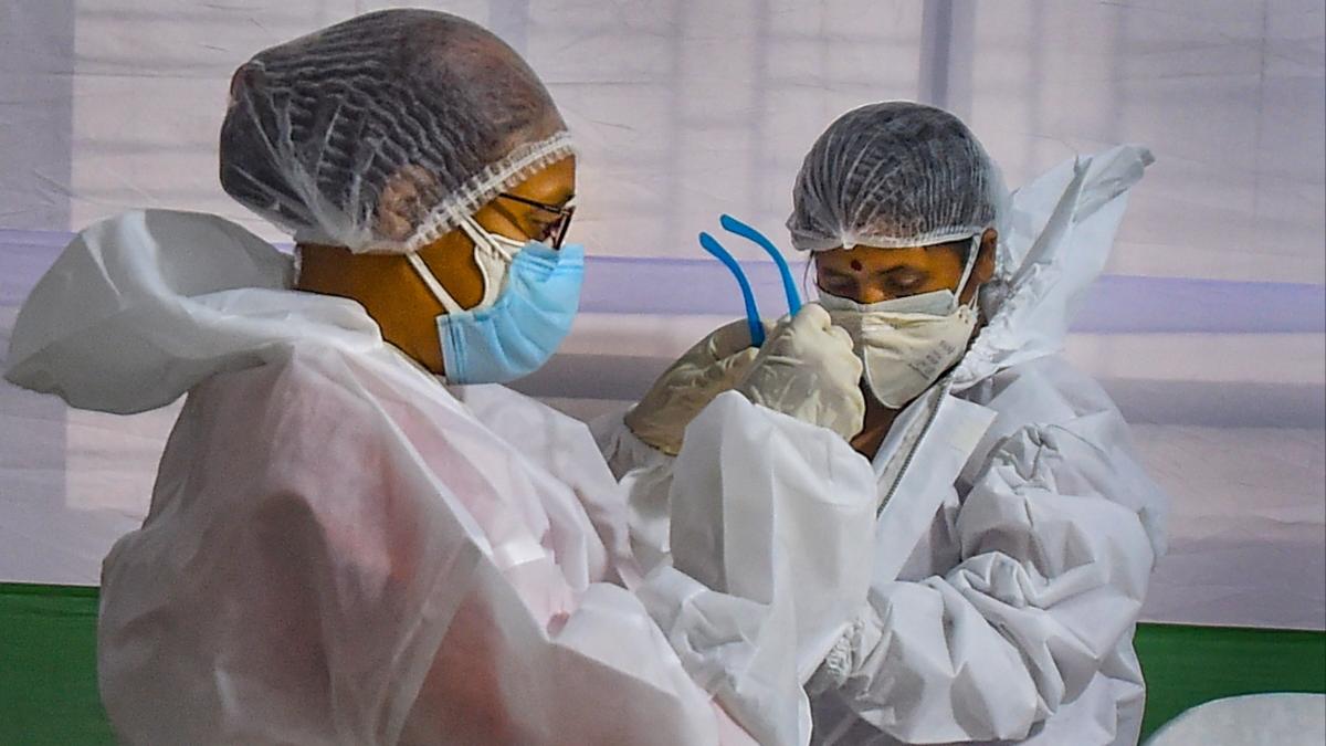 देश में बढ़ी कोरोना वायरस की रफ्तार (PTI)