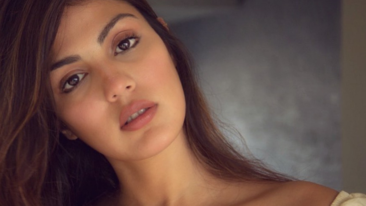 रिया चक्रवर्ती