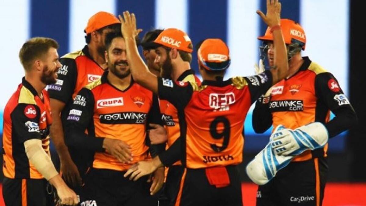 DC vs SRH: सनराइजर्स ने चखा जीत का स्वाद, दिल्ली कैपिटल्स को 15 रनों से दी मात - dc vs srh live score ipl 2020 delhi capitals vs sunrisers hyderabad match 11 tspo - AajTak