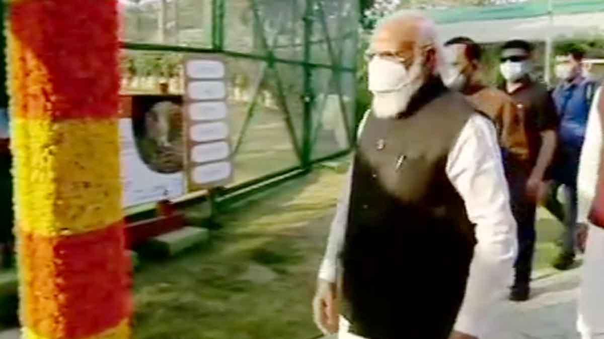 पीएम मोदी ने केवडिया में किया जंगल सफारी का उद्घाटन