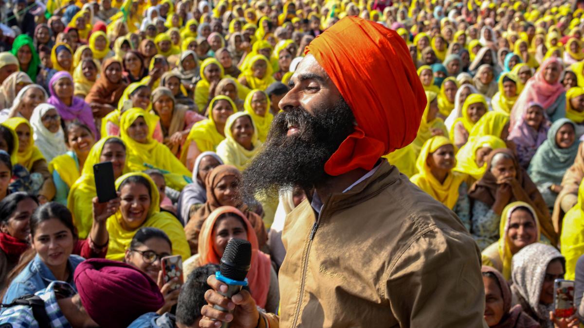 सिंघु बॉर्डर पर किसानों का प्रदर्शन जारी