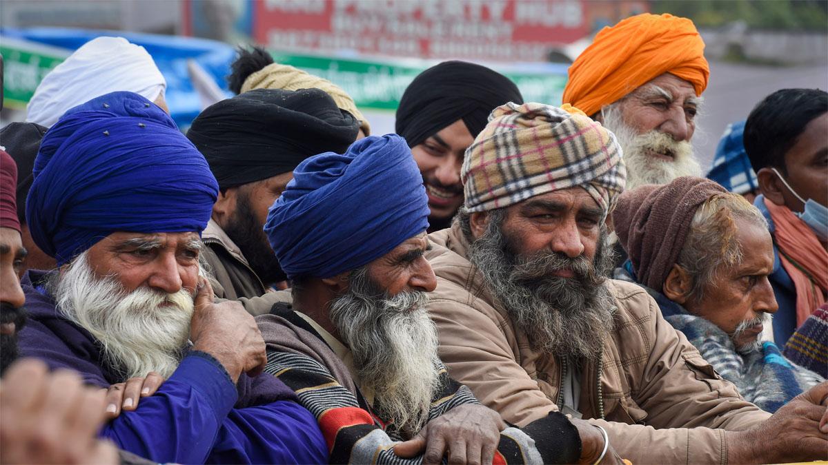 दिल्ली बॉर्डर पर डटे किसान (फोटो-PTI)