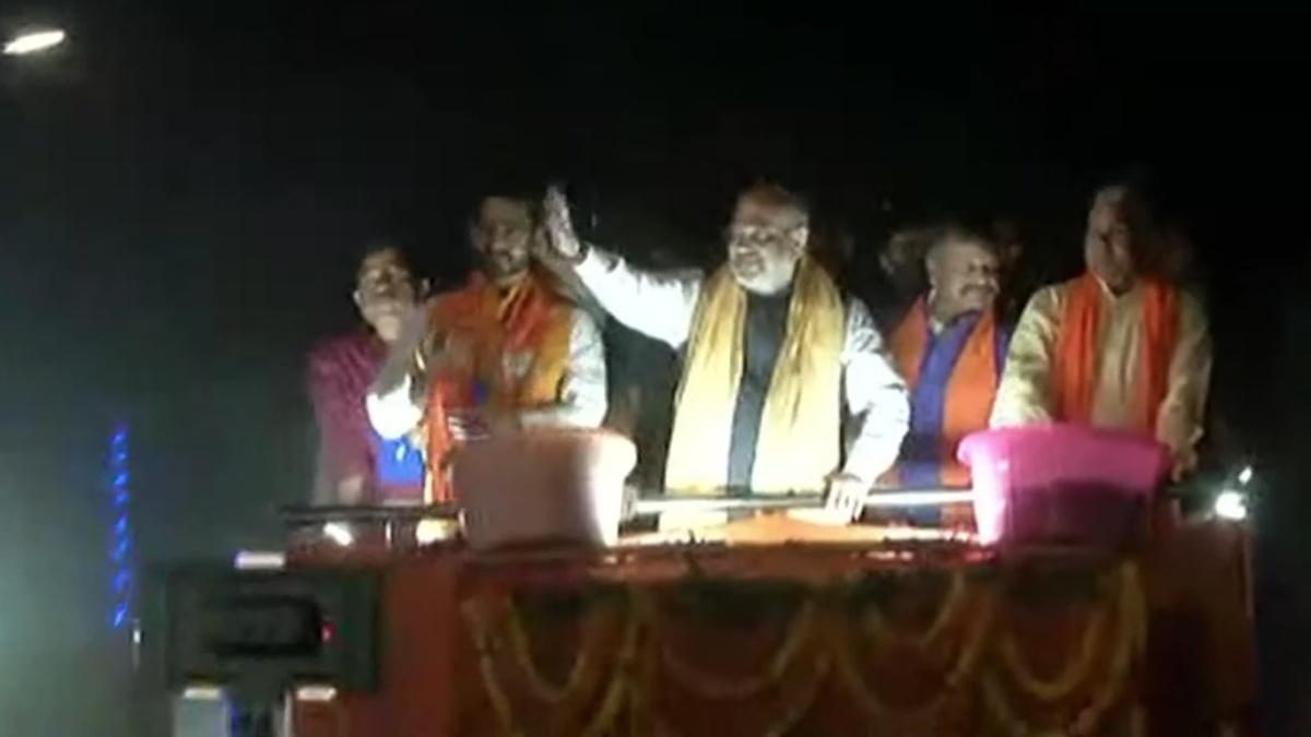 खड़गपुर में अमित शाह का रोड शो