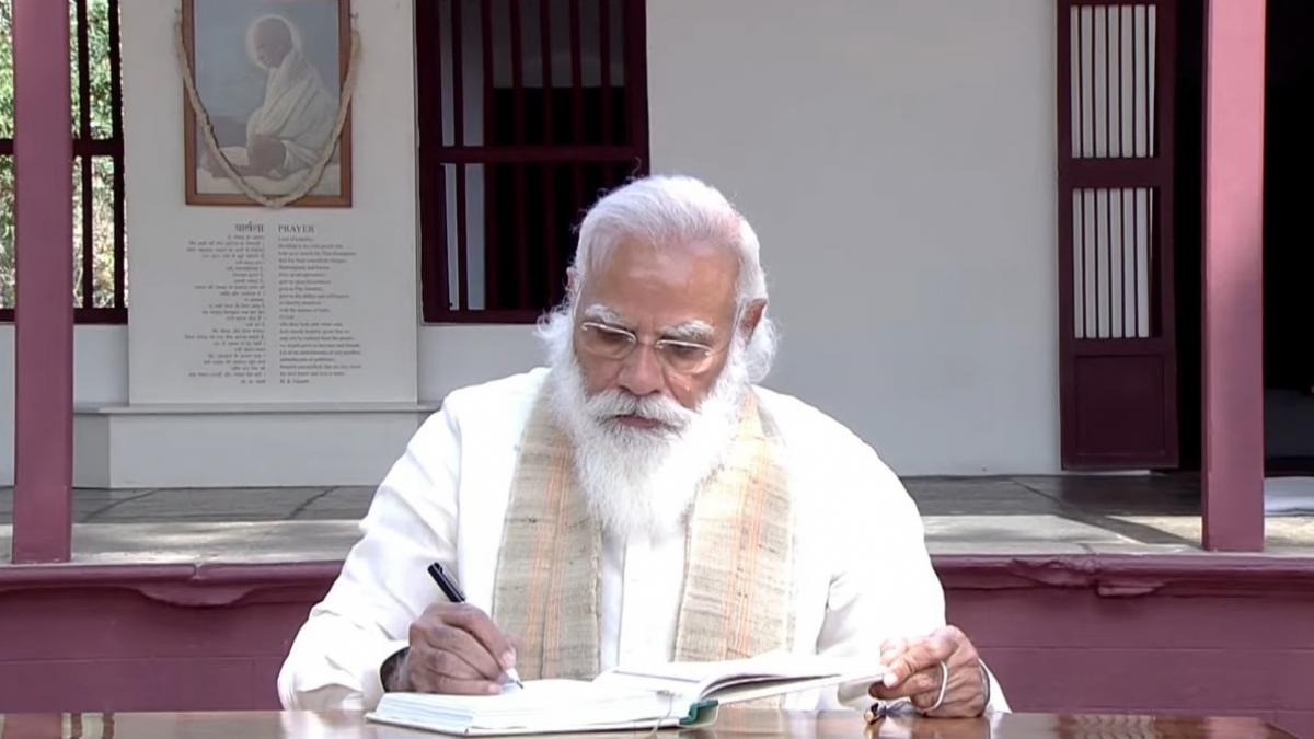 साबरमती आश्रम में प्रधानमंत्री नरेंद्र मोदी