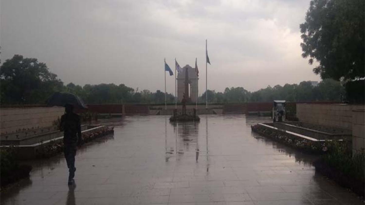 Delhi Weather Forecast Today Rain: दिल्ली में बारिश