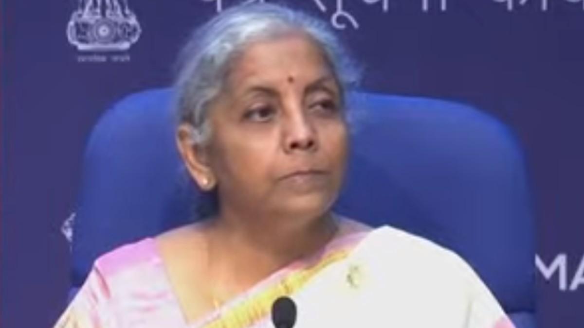 बजट पर वित्त मंत्री निर्मला सीतारमण की प्रेस कॉन्फ्रेंस.